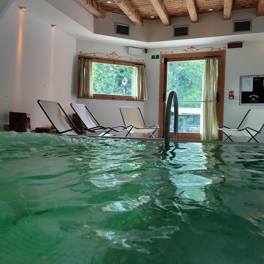 Albergo Villa Cristina Folgaria Bagian luar foto